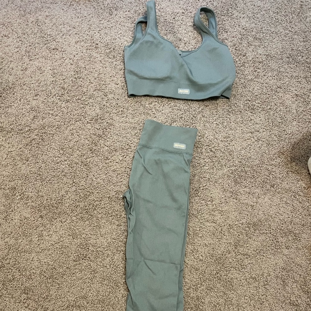 Bo & Tee active set